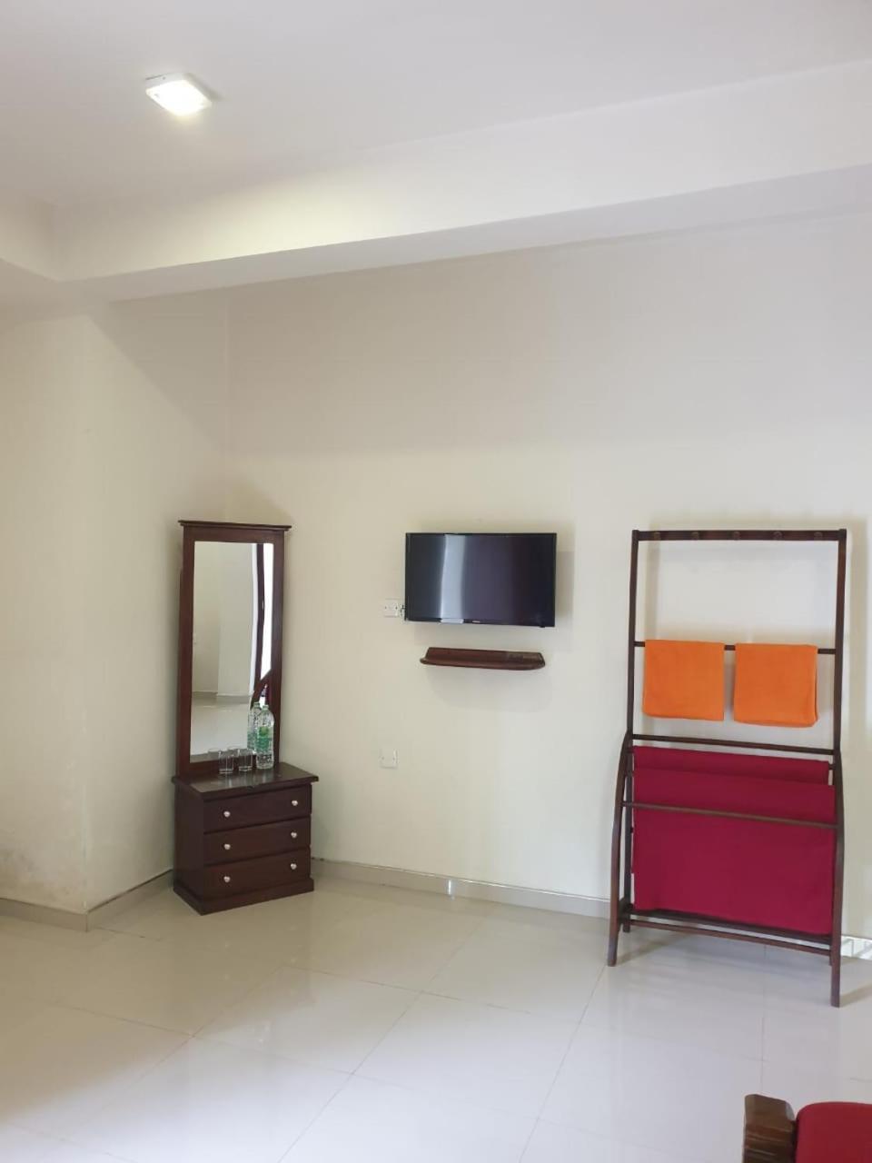 Delhousie Hotel Nallathanniya Room photo