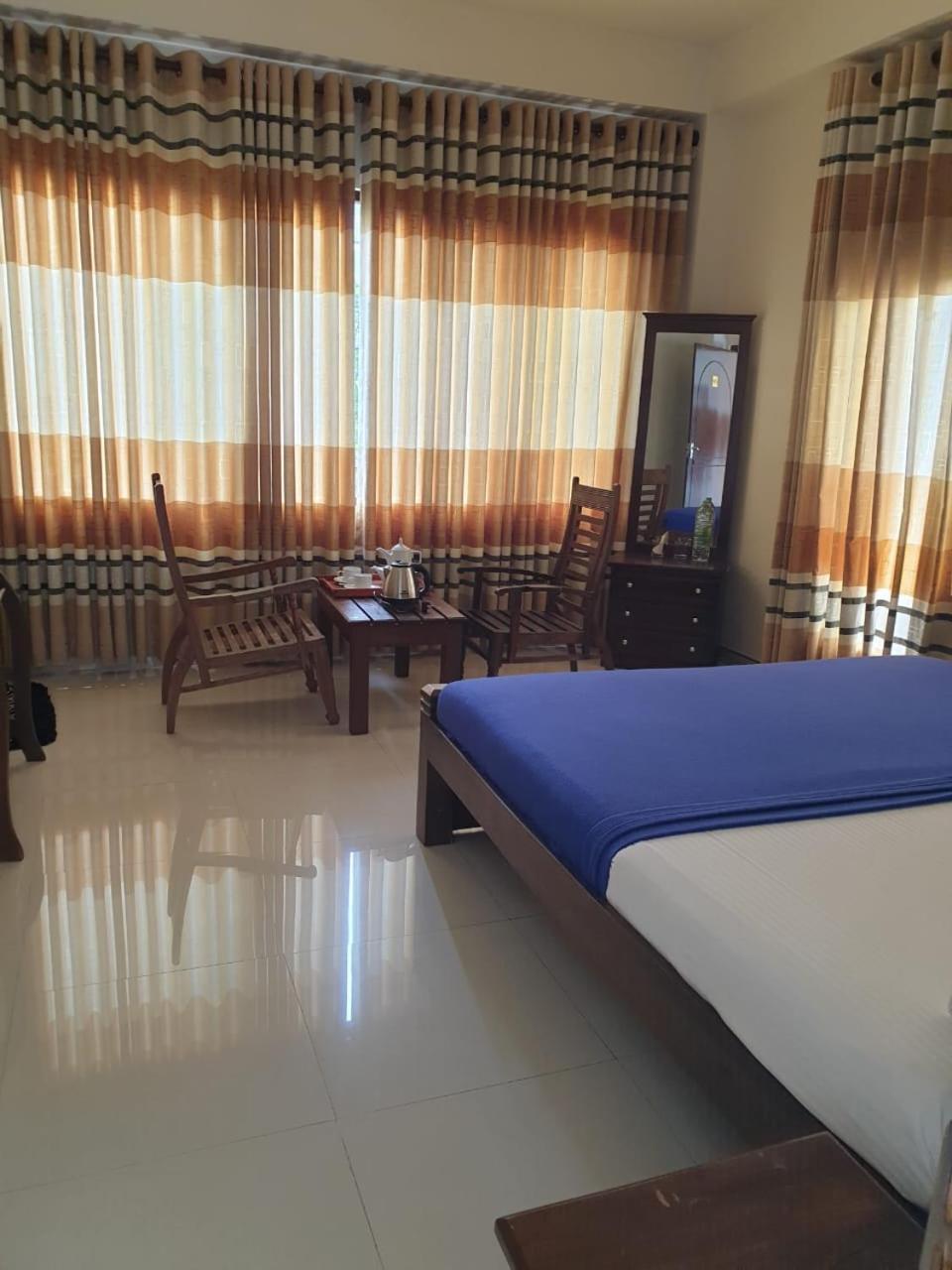 Delhousie Hotel Nallathanniya Room photo